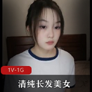 清纯长发美女拍摄大肚子照片的中年女性，经过多小时的弄拍，使用1V-1G相机