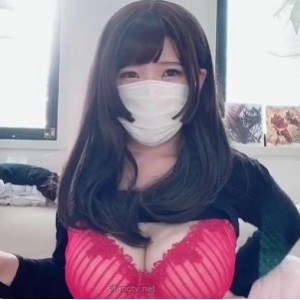 独家OnlyFans大球女神sakisaki私拍1V1.7G，粮仓棒棒糖口罩小团团，岛国妹子火辣资源，收藏下载欣赏